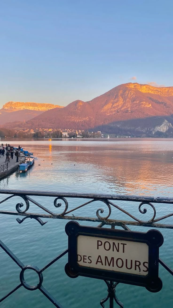 Pont des amours à Annecy 
