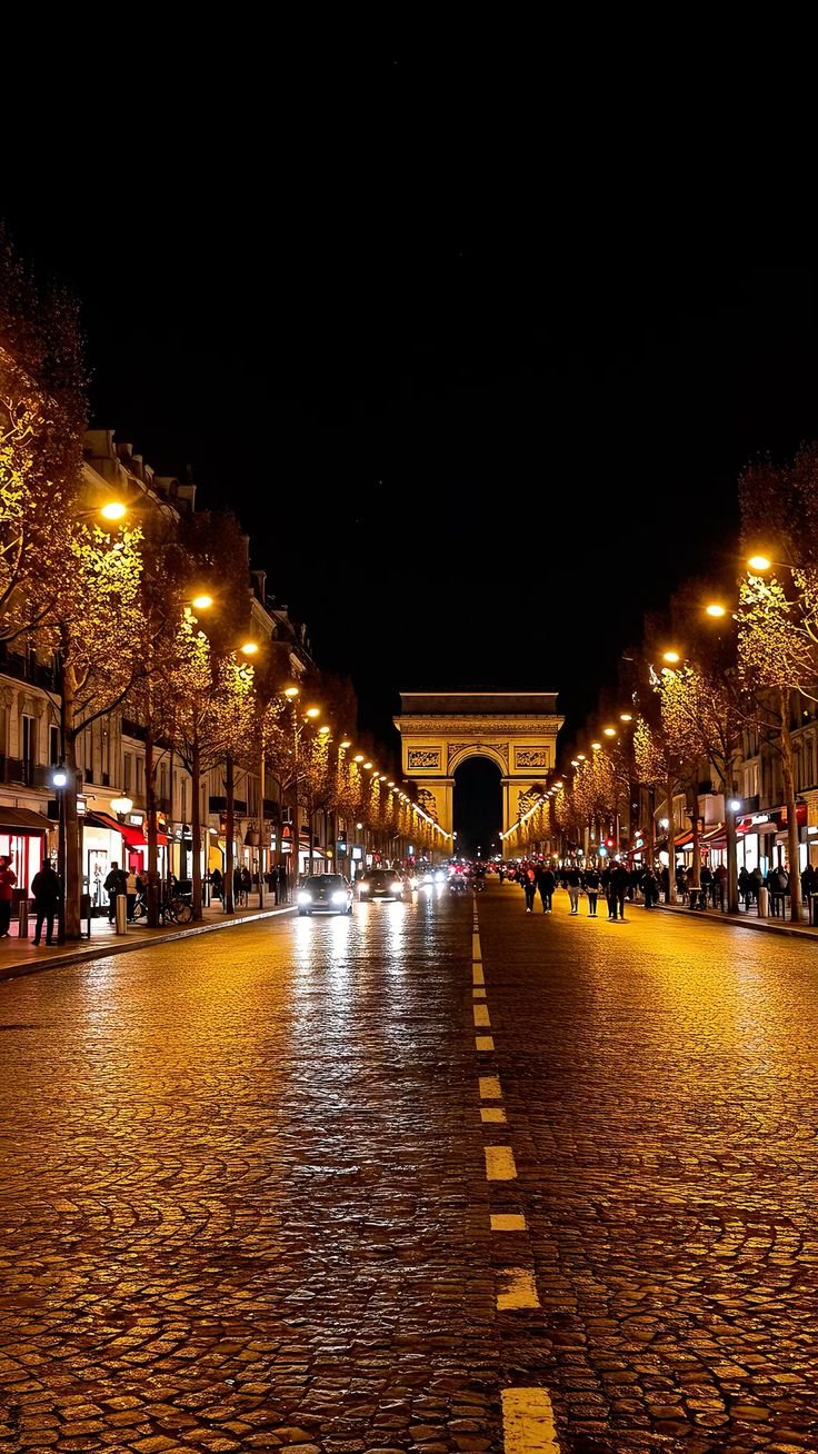 vue de nuit de l'arc de Triomphe